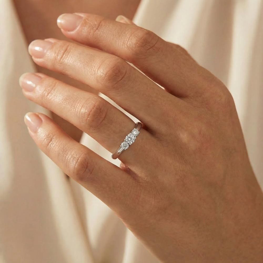 P3 POMPEII3 Pompeii 1/4ct White Gold Three Stone Diamond Engagement Ring - Size 7