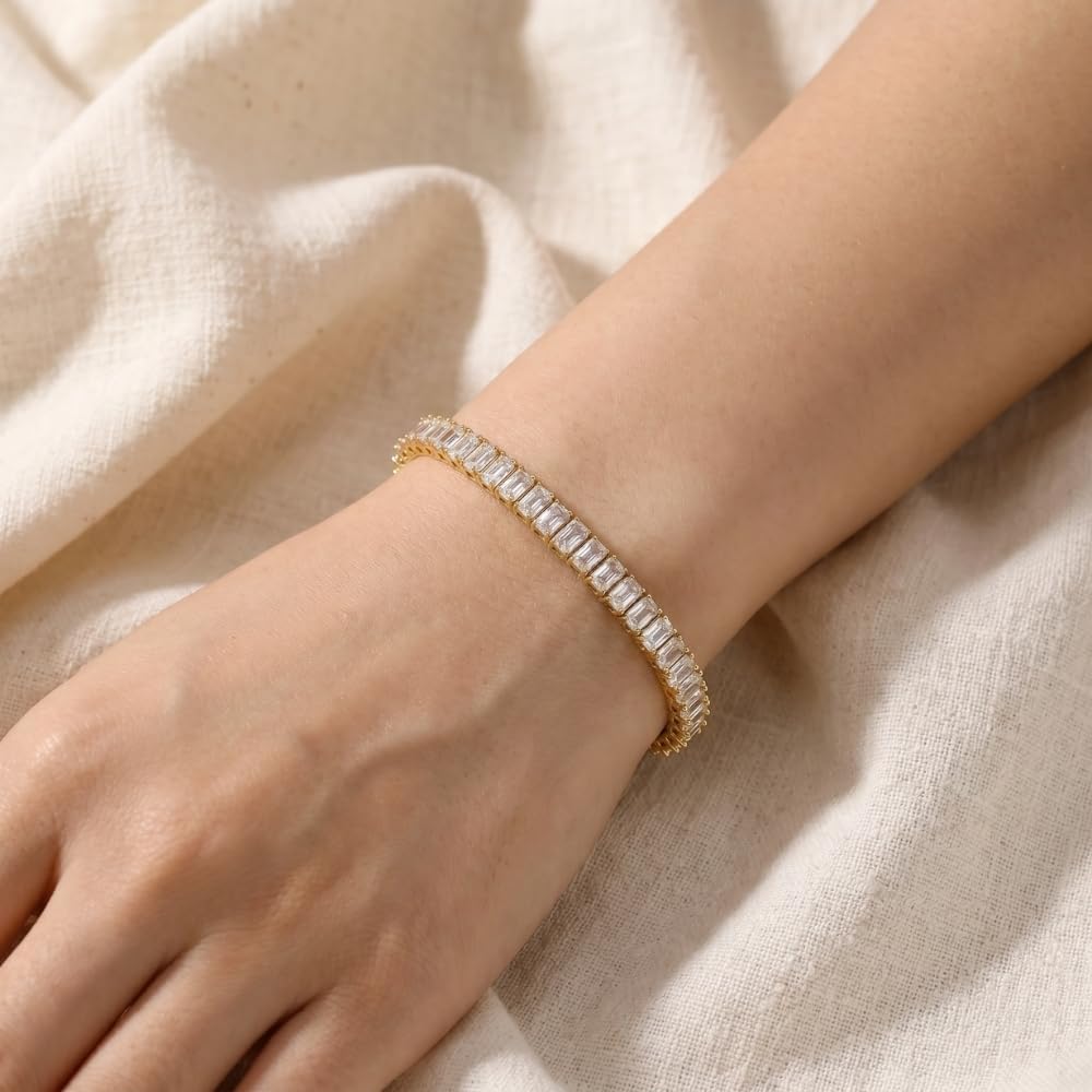 P3 POMPEII3 Pompeii 15Ct Emerald Cut Diamond Tennis Bracelet 7" 14k Yellow Gold Lab Grown - Size 7 (EF,VS)