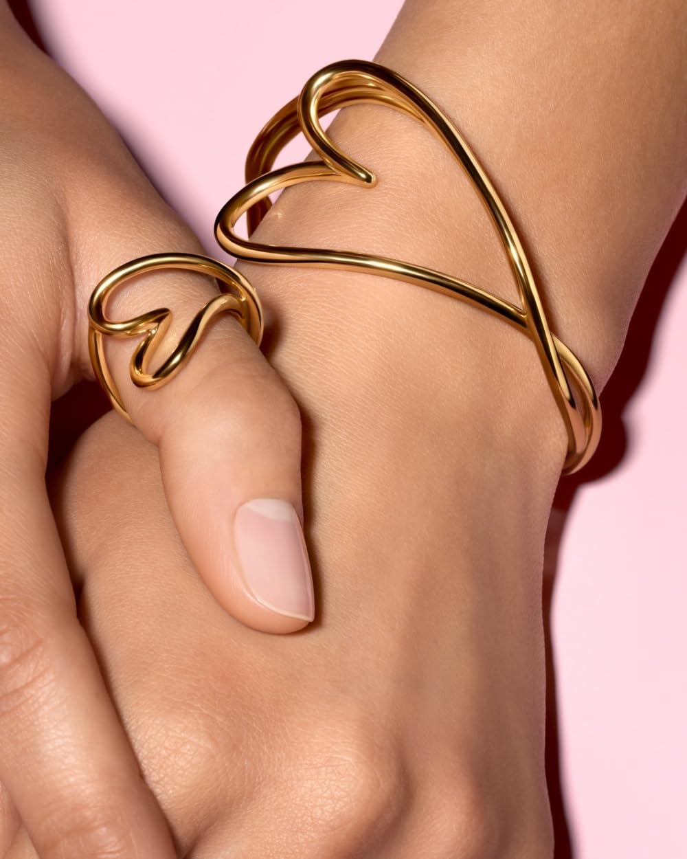 Pandora Essence Organically Shaped Heart Gold Plated Bangle