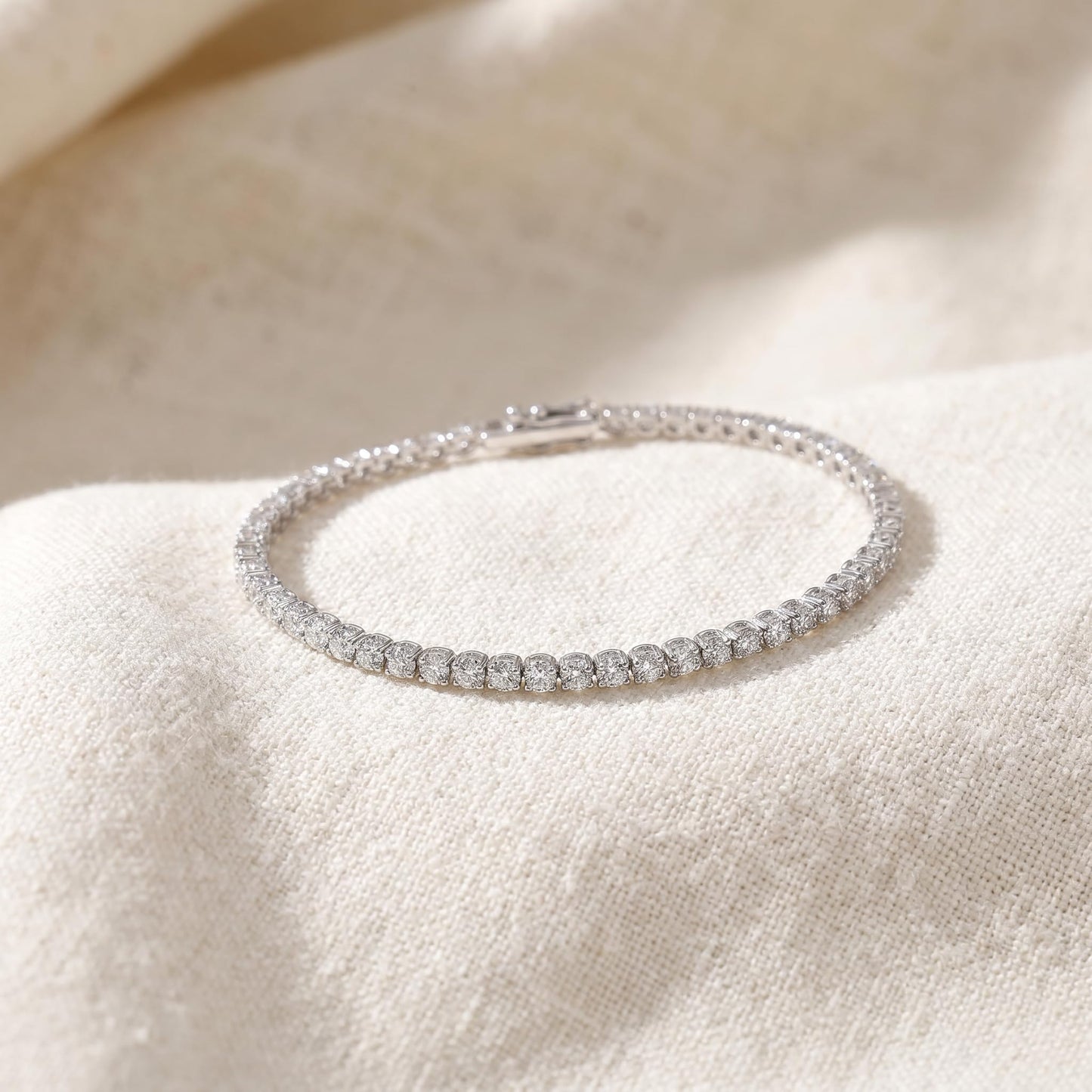 P3 POMPEII3 Pompeii 3 Carat Round Cut Lab Grown Diamond Tennis Bracelet In 14k White Gold 7" (GH,VS2)