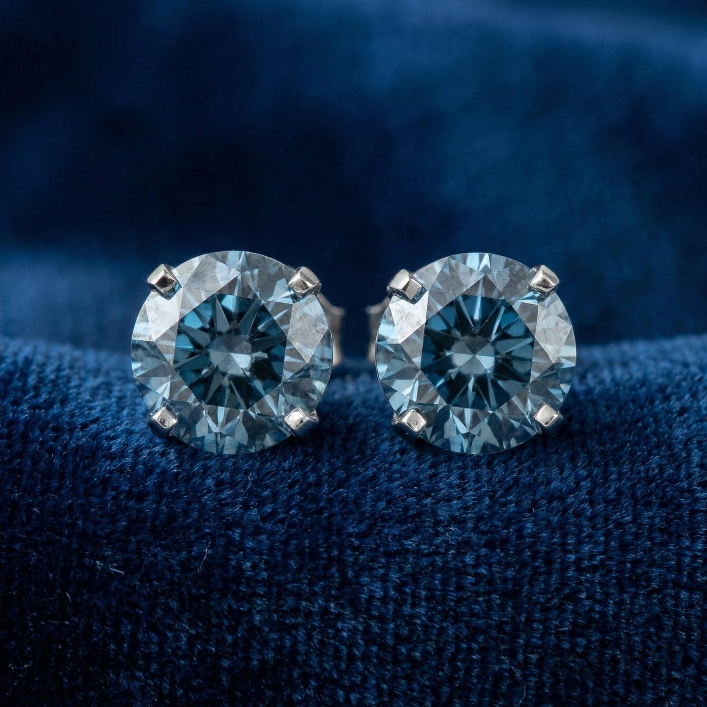 Pompeii 1 Ct T.W. Blue Lab Grown Diamond Studs 14K White Gold Earrings (Blue,SI(2)-SI(1))